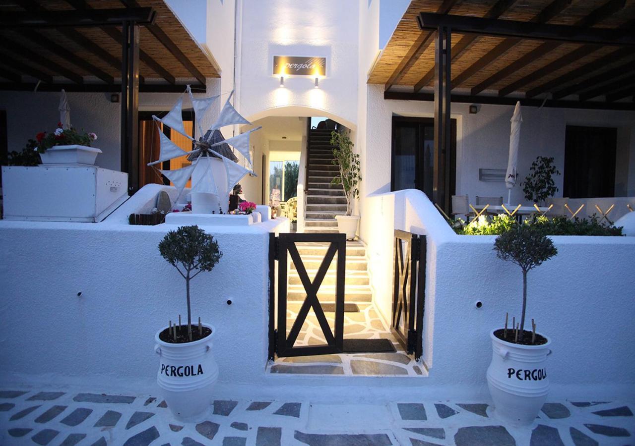 Pergola Aparthotel Livadi  Exterior photo