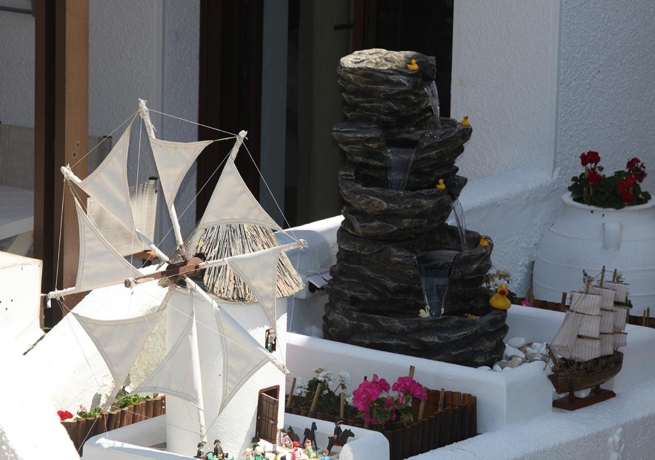 Pergola Aparthotel Livadi  Exterior photo